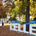 Eszter Koezel A Balatonhoz 5 Fo Reszere