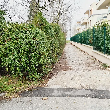 Eszter Koezel A Balatonhoz 5 Fo Reszere Apartment Balatonlelle